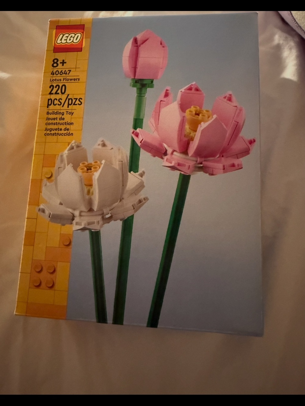 LEGO Lotus Flowers Building Set - Pink, White & Green